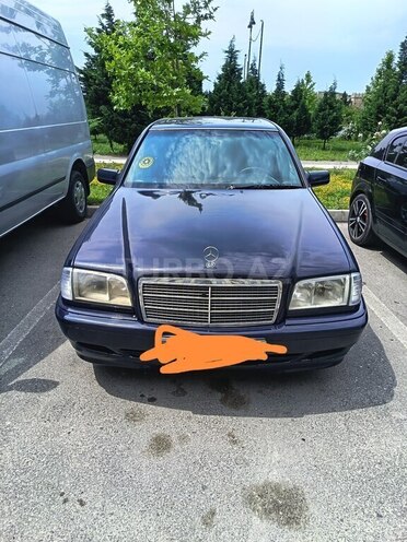 Mercedes C 220-1