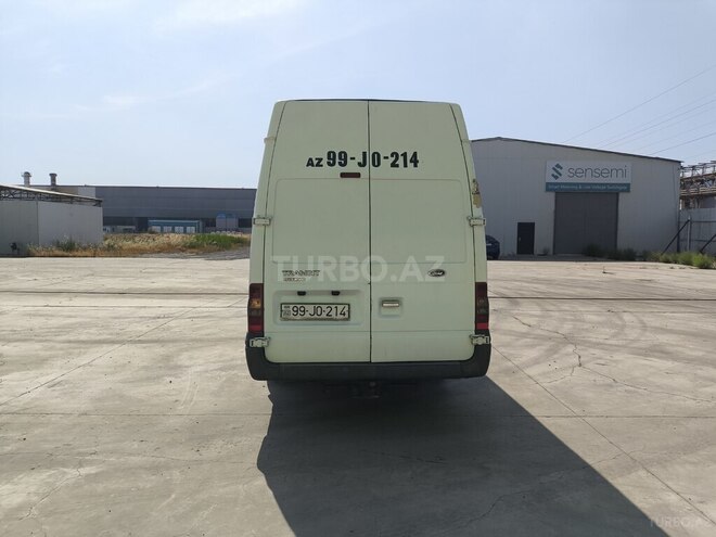 Ford Transit-2