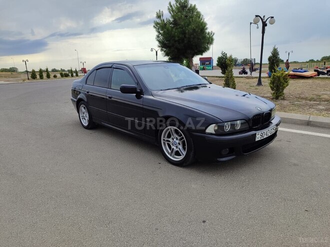 BMW 523-9