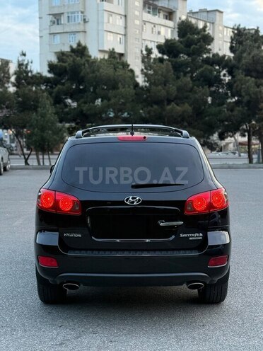 Hyundai Santa Fe-6