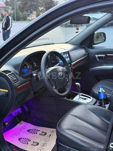 Hyundai Santa Fe-9