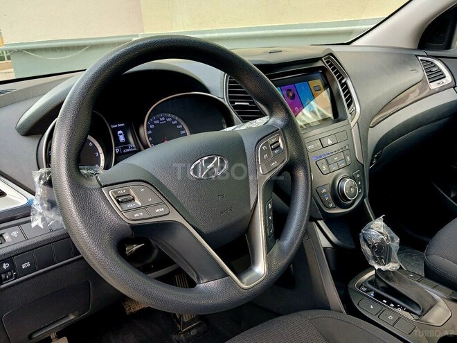 Hyundai Santa Fe-8