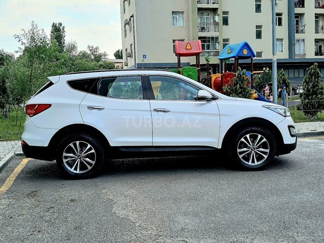 Hyundai Santa Fe-6
