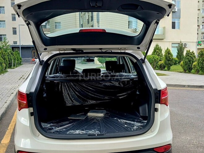 Hyundai Santa Fe-17