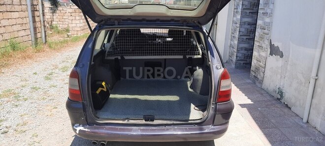 Opel Vectra-18