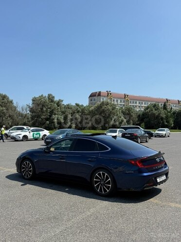 Hyundai Sonata-8