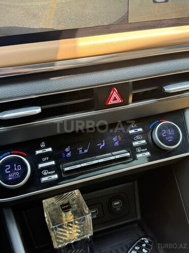 Hyundai Sonata-10