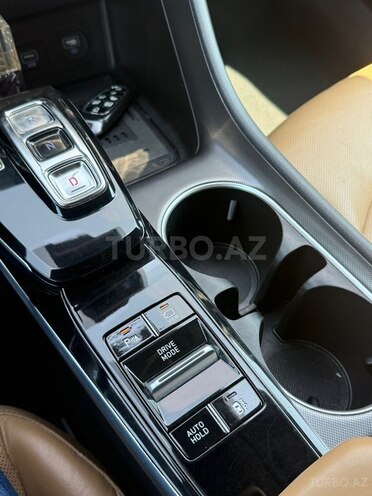 Hyundai Sonata-11