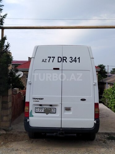Ford Transit-4