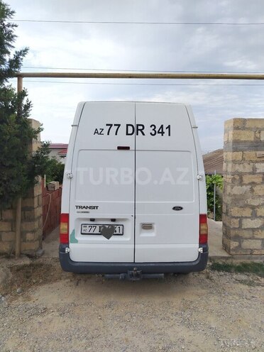 Ford Transit-5