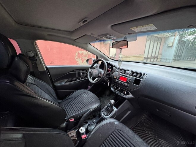 Kia Rio-8