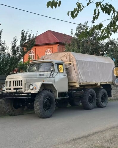 ZIL 131-6