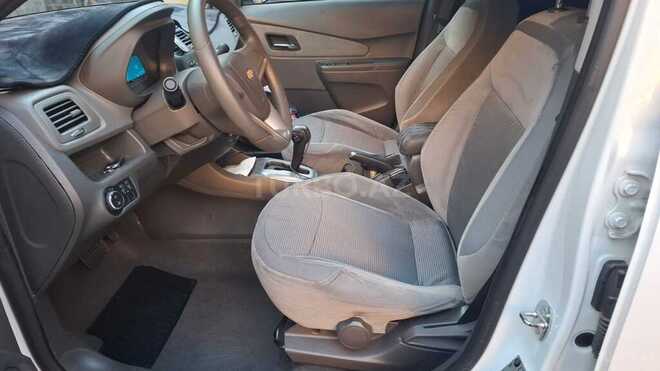 Chevrolet Cobalt-8