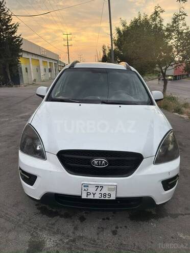 Kia Carens-2