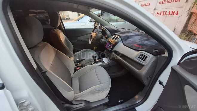 Chevrolet Cobalt-9