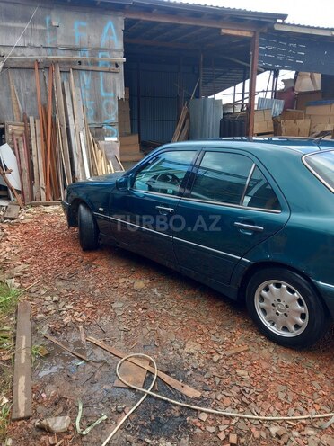 Mercedes C 240-8