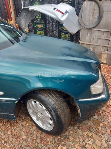 Mercedes C 240-9