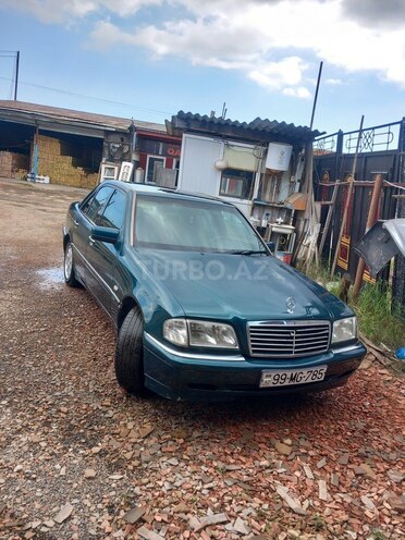 Mercedes C 240-1