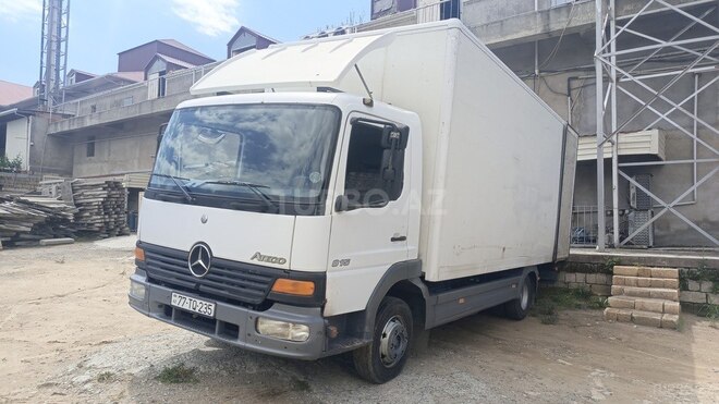 Mercedes Atego 815-1