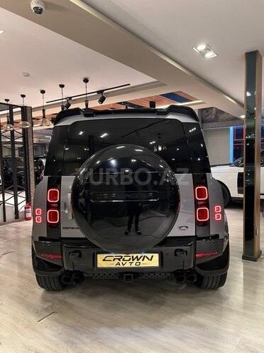 Land Rover Defender-5