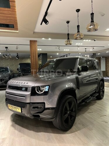 Land Rover Defender-4