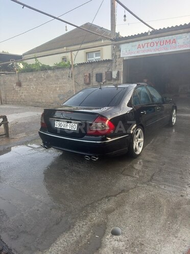 Mercedes E 320-8