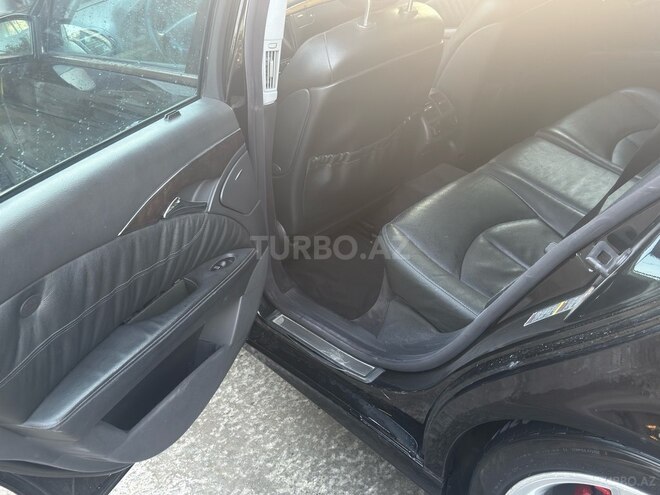Mercedes E 320-5