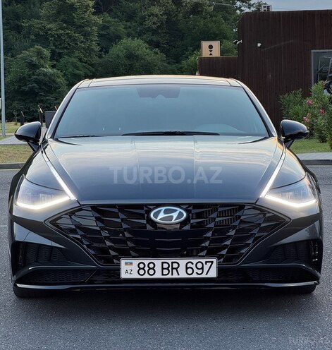 Hyundai Sonata-1