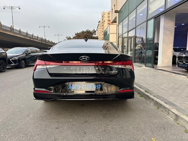 Hyundai Elantra-9