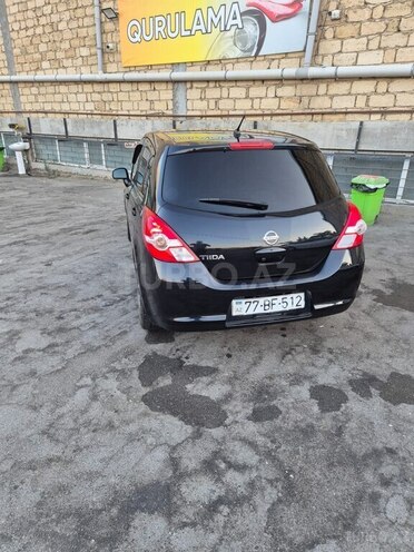 Nissan Tiida-3