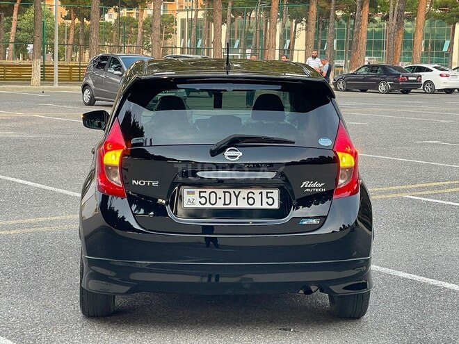 Nissan Note-8