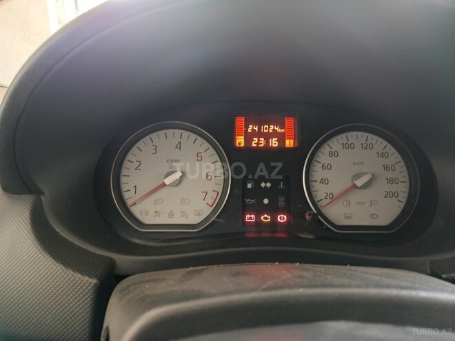 Dacia Logan-11