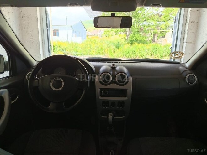 Dacia Logan-3