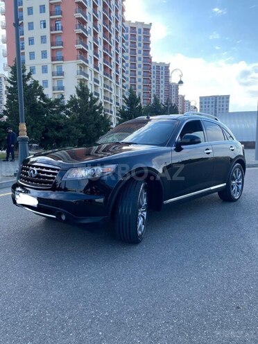 Infiniti FX35-1
