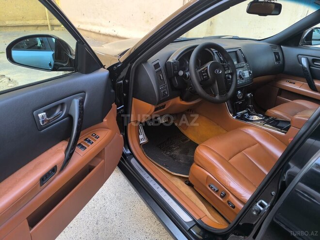 Infiniti FX35-5