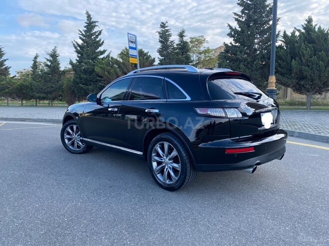 Infiniti FX35-12