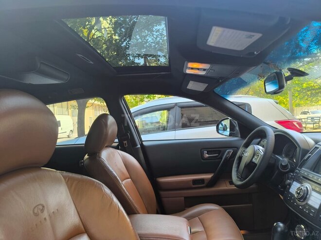 Infiniti FX35-15