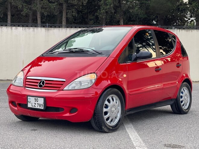 Mercedes A 160-1