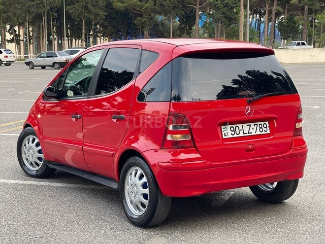 Mercedes A 160-16