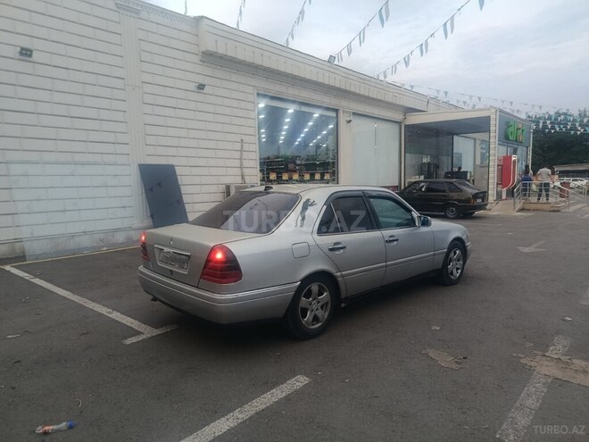 Mercedes C 180-6
