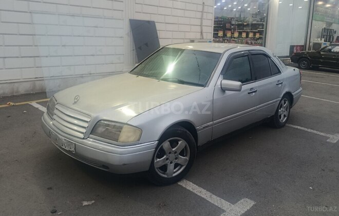 Mercedes C 180-4