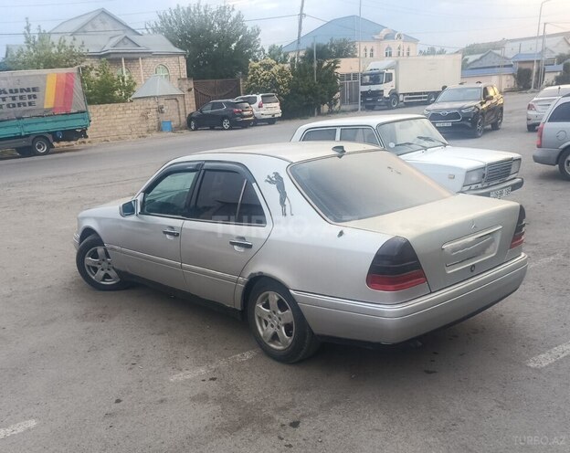 Mercedes C 180-10