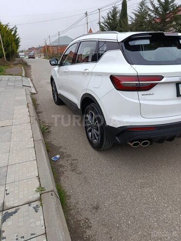 Geely Coolray-13
