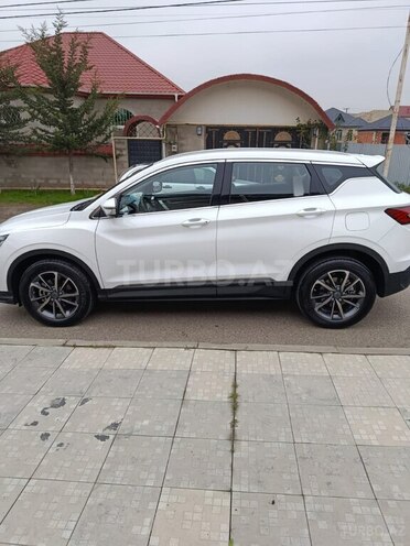 Geely Coolray-9
