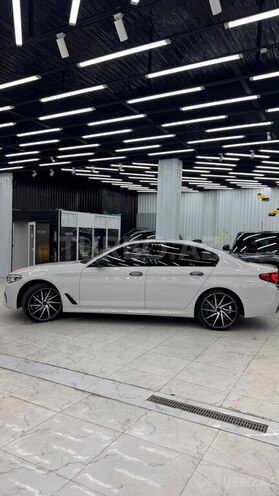 BMW 525-18