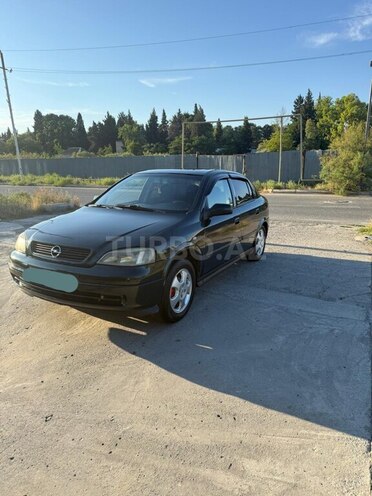 Opel Astra-2