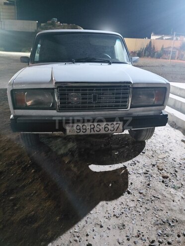 LADA (VAZ) 2107-1