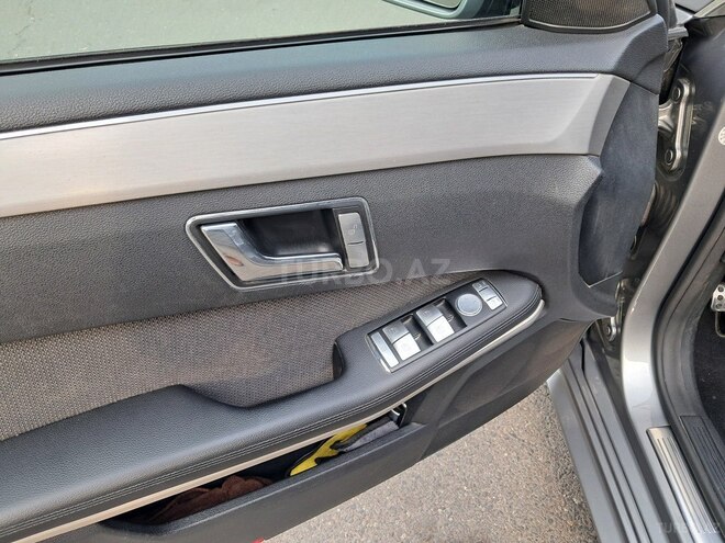 Mercedes E 220-9