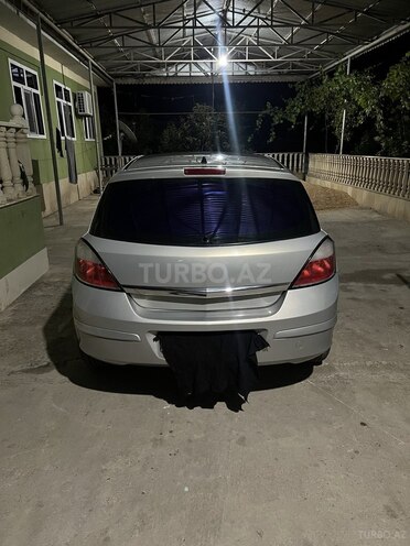 Opel Astra-13