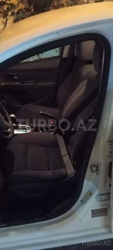 Chevrolet Cruze-5